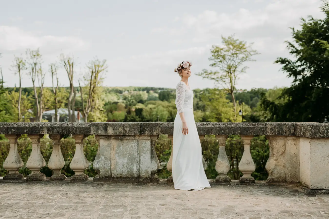 Robe de mariée boheme pour mariage champetre Alesandra Paris