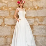 Robe de mariée simple et élégante trapeze année 50 Alesandra Paris robe KELLY