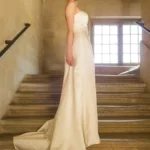 Robe de mariée bustier décolleté en coeur sirene avec traine Alesandra Paris robe IVANA