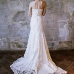 Robe de mariée dentelle vintage romantique avec traîne annee 30 ISABELLE Alesandra Paris