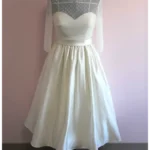 Robe de mariée vintage année 50 courte avec haut plumetis MANON alesandra paris