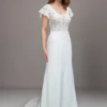 robe de mariee decollete plongeant en v dentelle crepe alesandra paris robe helena